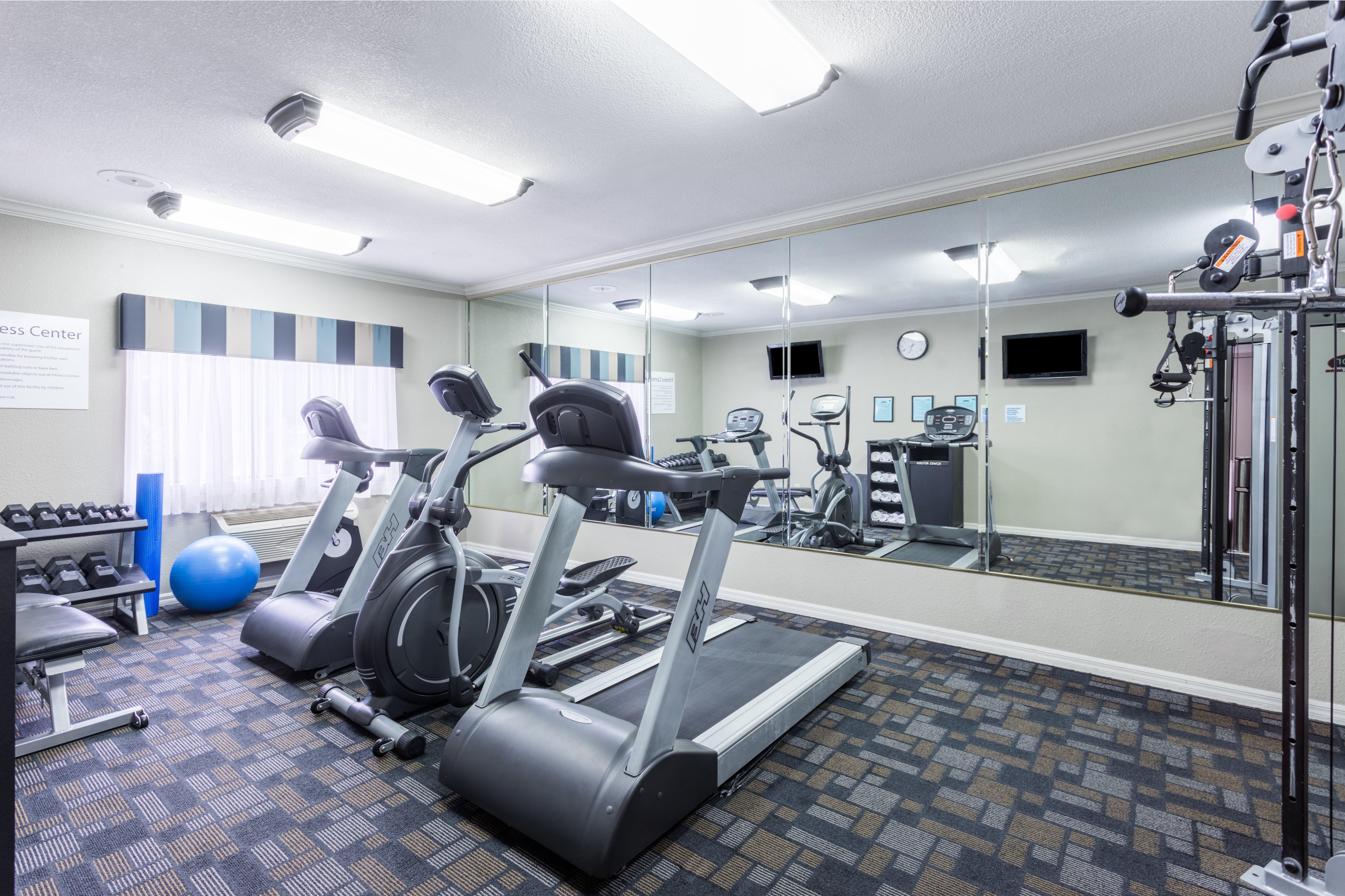 Holiday Inn Express Hotel And Suites Lake Charles By Ihg Exteriör bild