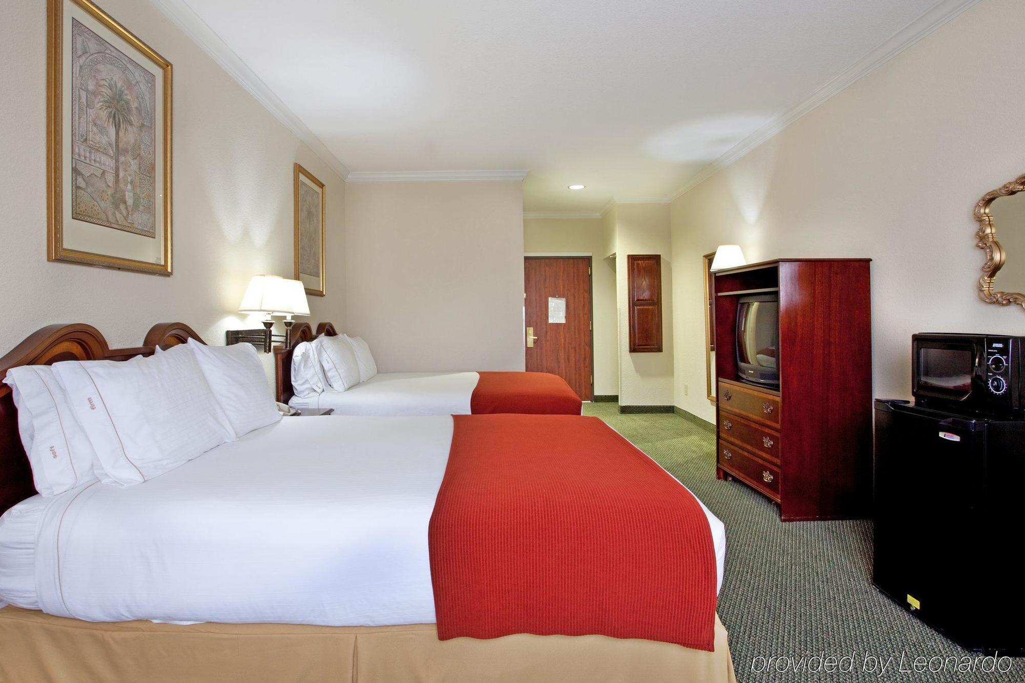 Holiday Inn Express Hotel And Suites Lake Charles By Ihg Rum bild