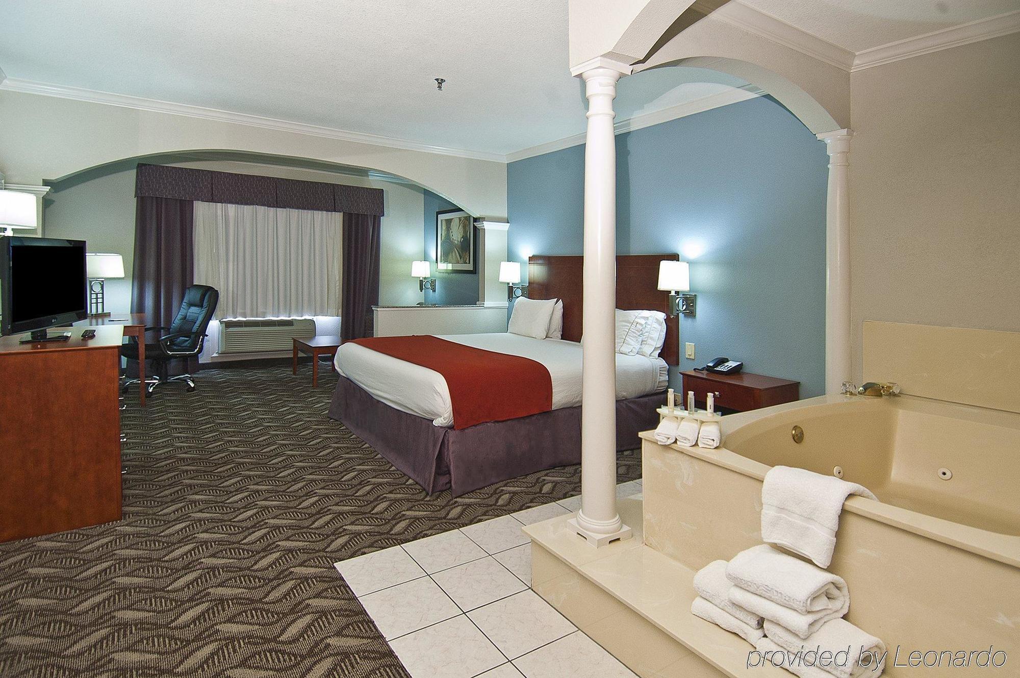 Holiday Inn Express Hotel And Suites Lake Charles By Ihg Exteriör bild